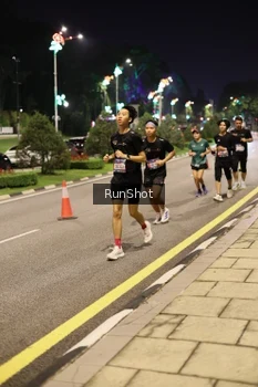 Runner Photo 4286556