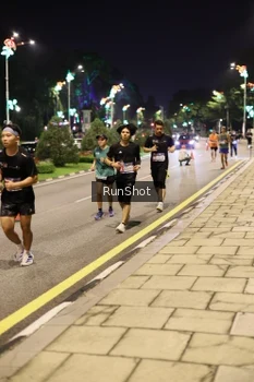 Runner Photo 4286558