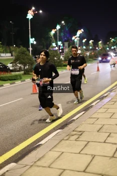 Runner Photo 4286563