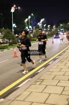 Runner Photo 4286564