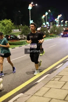 Runner Photo 4286579