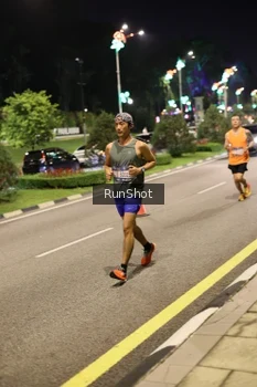 Runner Photo 4286583