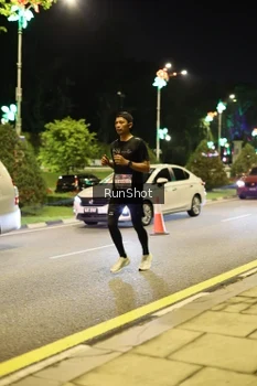 Runner Photo 4286612
