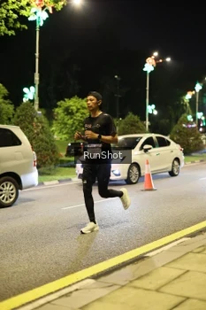 Runner Photo 4286615