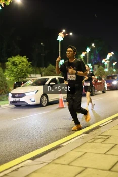 Runner Photo 4286624