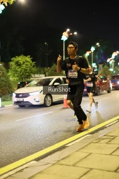 Runner Photo 4286625