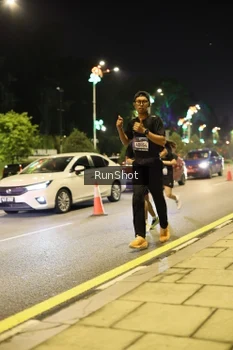 Runner Photo 4286629