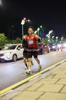 Runner Photo 4286673