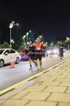 Runner Photo 4286677
