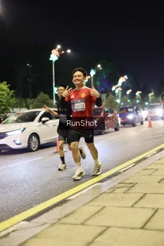 Runner Photo 4286682