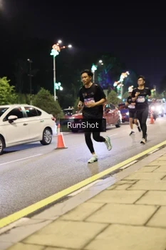 Runner Photo 4286694