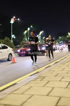 Runner Photo 4286698