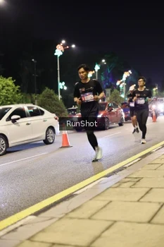 Runner Photo 4286701