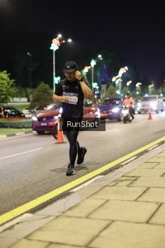 Runner Photo 4286711