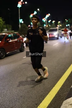 Runner Photo 4286759