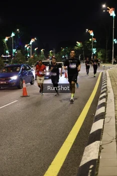 Runner Photo 4286760