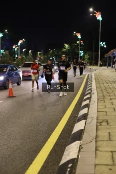 Runner Photo 4286763
