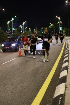Runner Photo 4286771