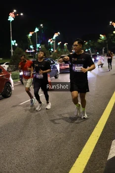 Runner Photo 4286772