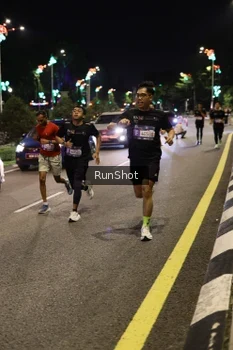 Runner Photo 4286779