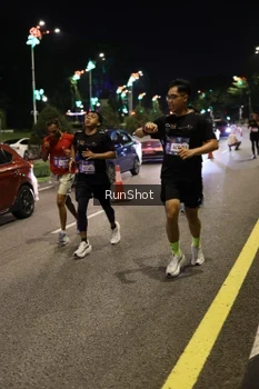 Runner Photo 4286785