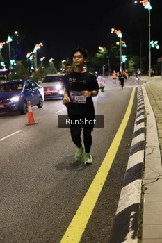 Runner Photo 4286800