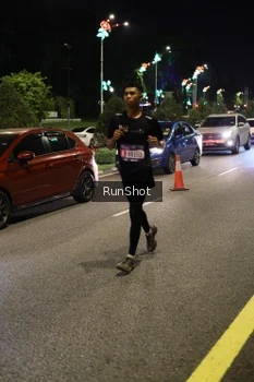 Runner Photo 4286801