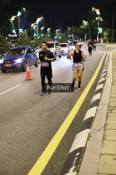 Runner Photo 4286843