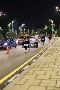 Runner Photo 4286903