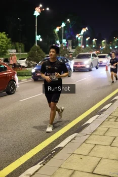 Runner Photo 4286972