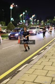 Runner Photo 4286973