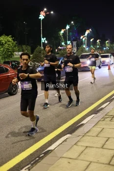 Runner Photo 4286994