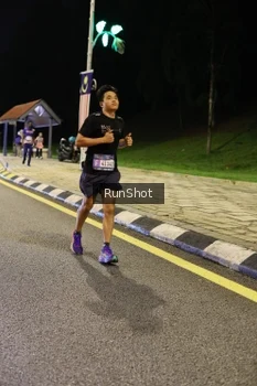 Runner Photo 4287077