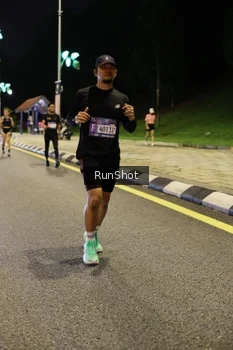 Runner Photo 4287096