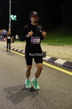 Runner Photo 4287097