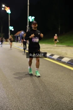 Runner Photo 4287102