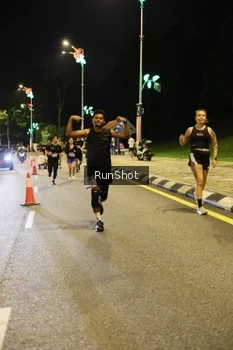 Runner Photo 4287122