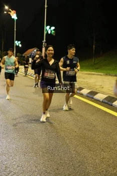 Runner Photo 4287144