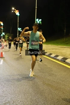 Runner Photo 4287148