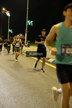 Runner Photo 4287159