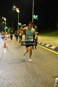 Runner Photo 4287161