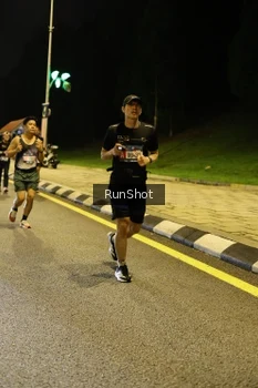 Runner Photo 4287163