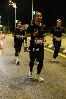 Runner Photo 4287213