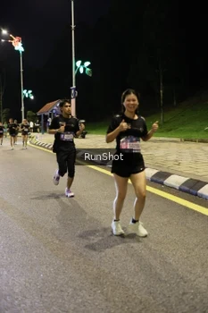 Runner Photo 4287243