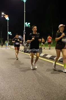Runner Photo 4287274