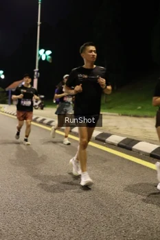 Runner Photo 4287285