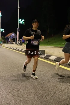 Runner Photo 4287288