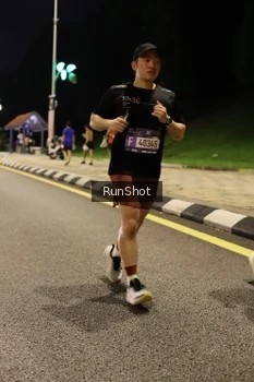 Runner Photo 4287293