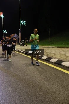 Runner Photo 4287297