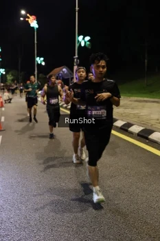 Runner Photo 4287313